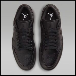 Air Jordan Low Triple Black Size 7 Menβs or womenβs 8.5